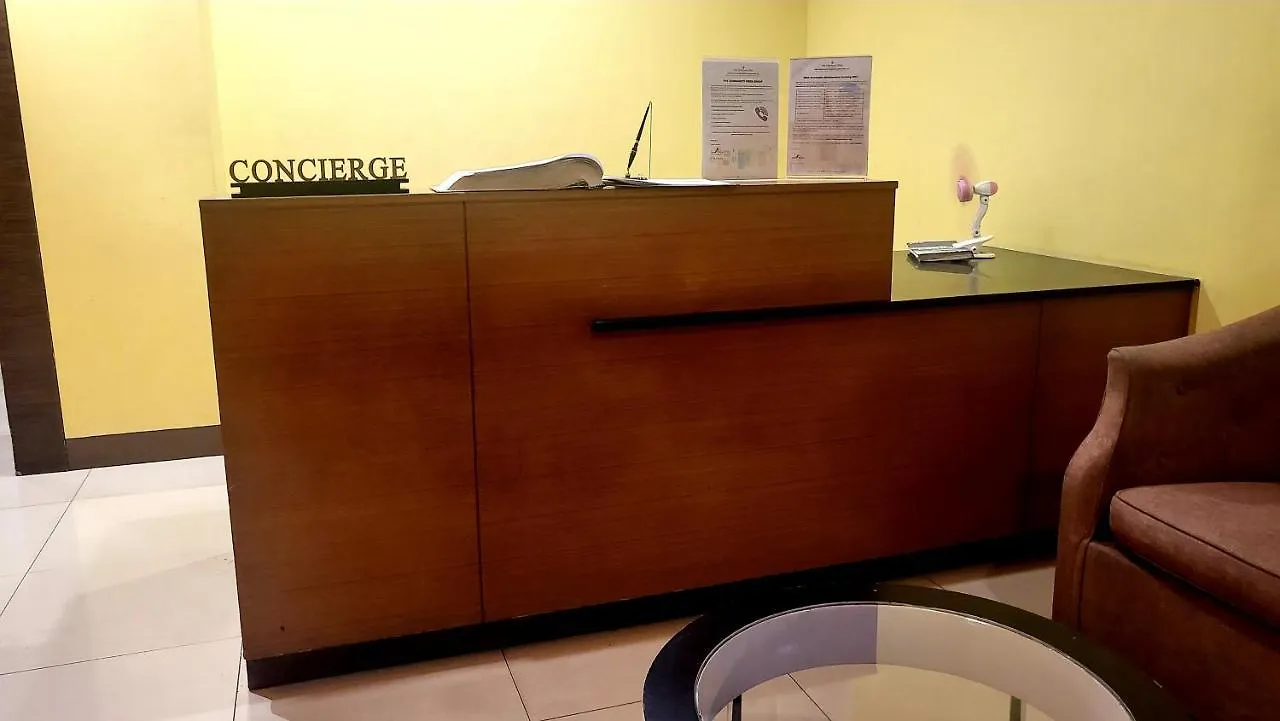 One Palm Tree Villas Condominium - Studio 5Th Fl With Balcony - Across Terminal 3 Airport Manila Apartment