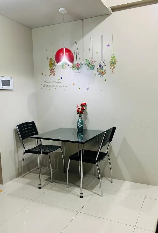 One Palm Tree Villas Condominium - Studio 5Th Fl With Balcony - Across Terminal 3 Airport Manila