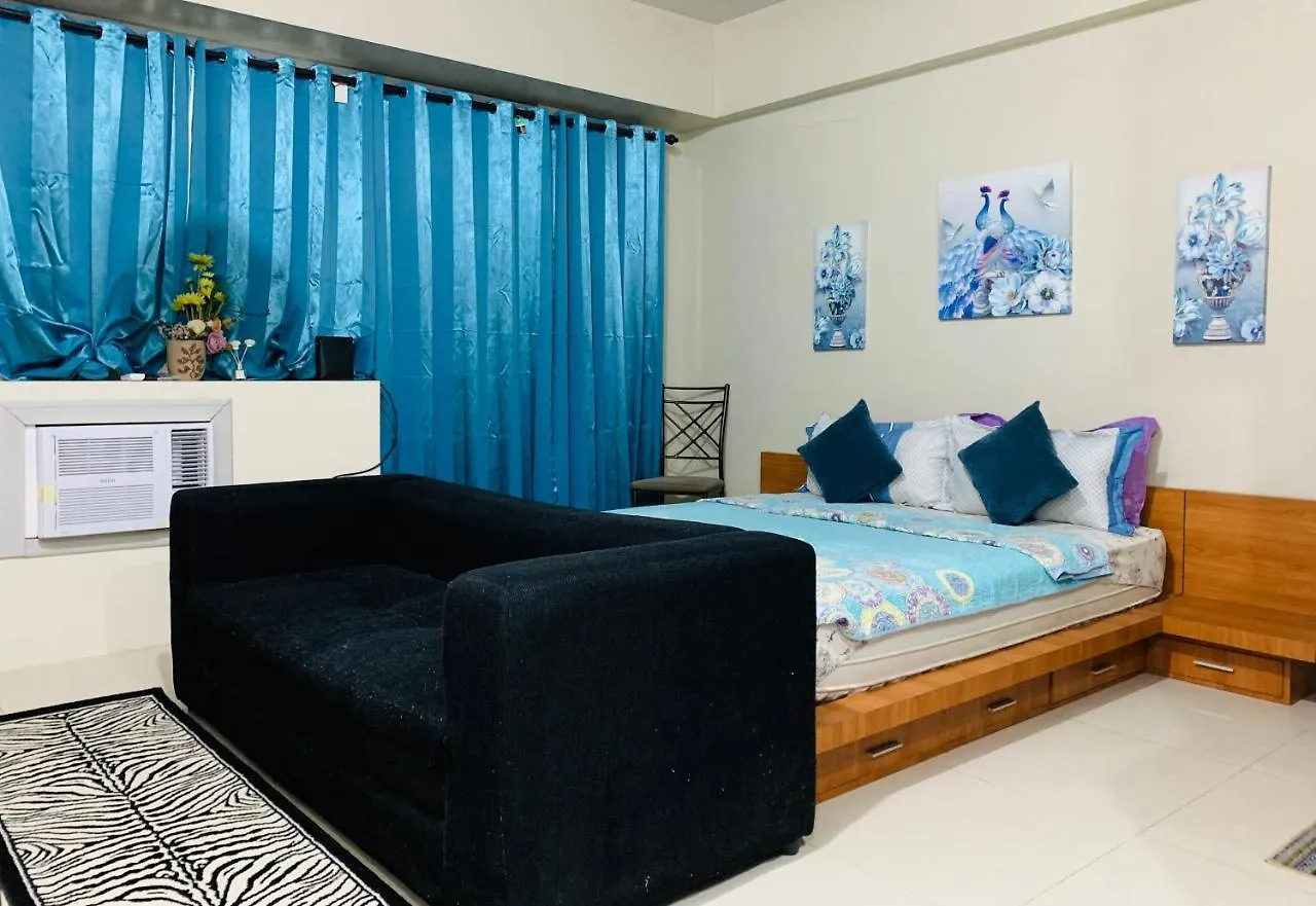 Apartment One Palm Tree Villas Condominium - Studio 5Th Fl With Balcony - Across Terminal 3 Airport Manila