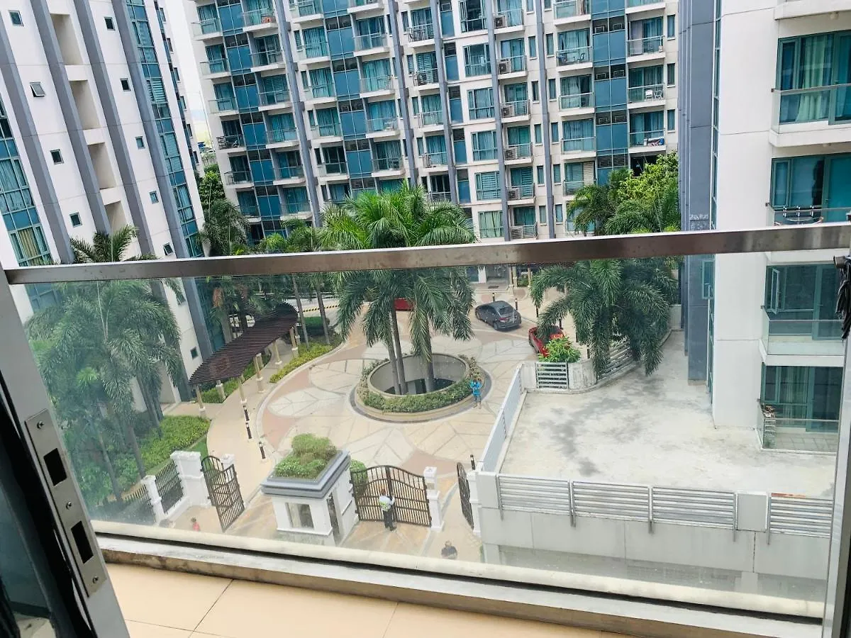 One Palm Tree Villas Condominium - Studio 5Th Fl With Balcony - Across Terminal 3 Airport Manila 0*,  Philippines