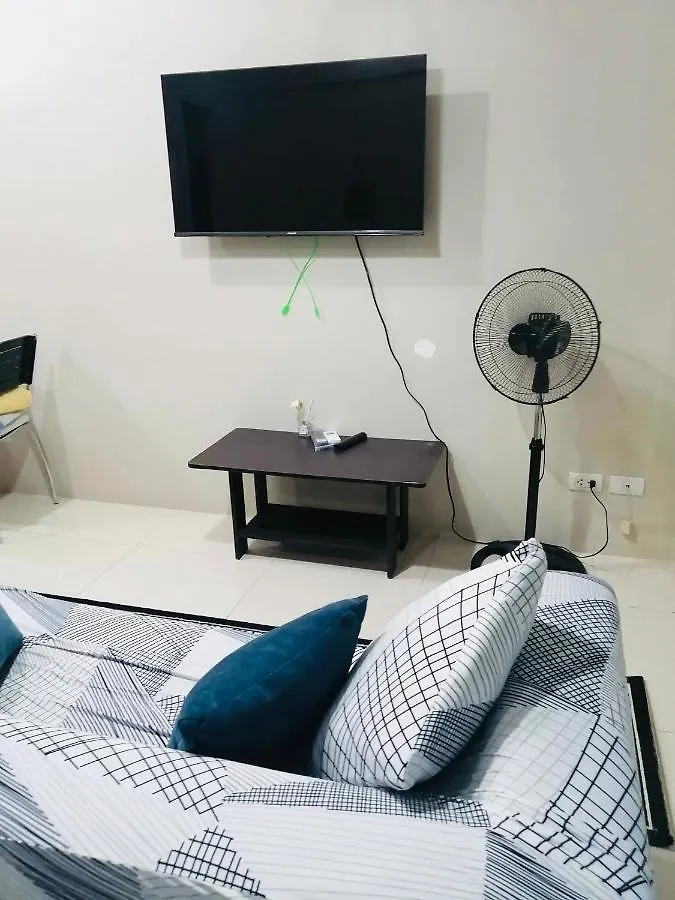 One Palm Tree Villas Condominium - Studio 5Th Fl With Balcony - Across Terminal 3 Airport Manila 0*,