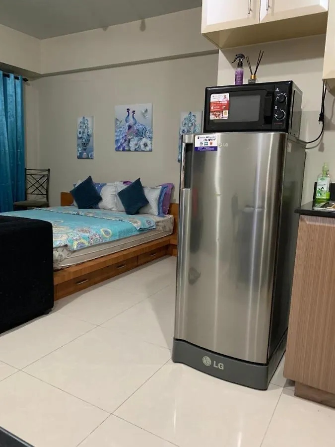 Apartment One Palm Tree Villas Condominium - Studio 5Th Fl With Balcony - Across Terminal 3 Airport Manila