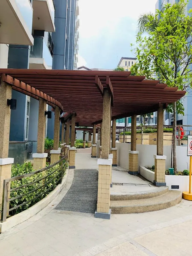 One Palm Tree Villas Condominium - Studio 5Th Fl With Balcony - Across Terminal 3 Airport Manila 0*,  Philippines